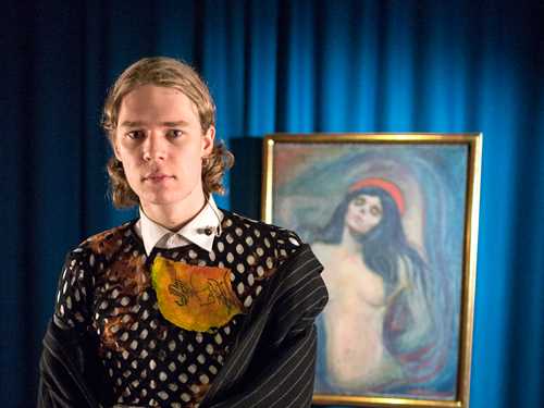 The Norwegian artist Cezninando in front of Edvard Munch's Madonna (1894). Photo: Per Sveinung Larsen © Munchmuseet