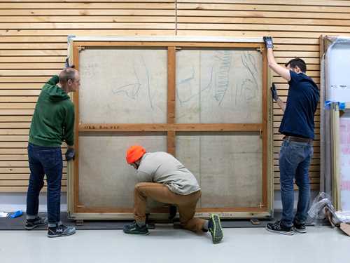 MUNCH pakker og flytter samlingen