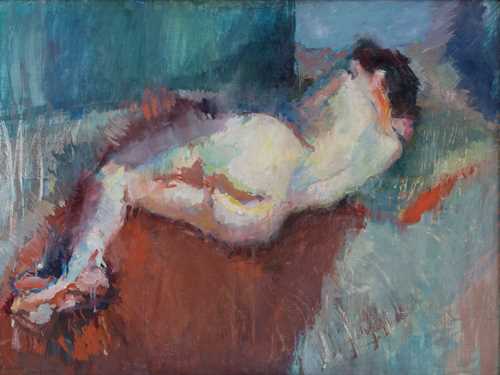 En kvinne ligger på siden med ryggen mot oss. Hun ligger diagonalt i bildet og har føttene nede i venstre hjørne og hodet oppe i høyre hjørne. Maleri