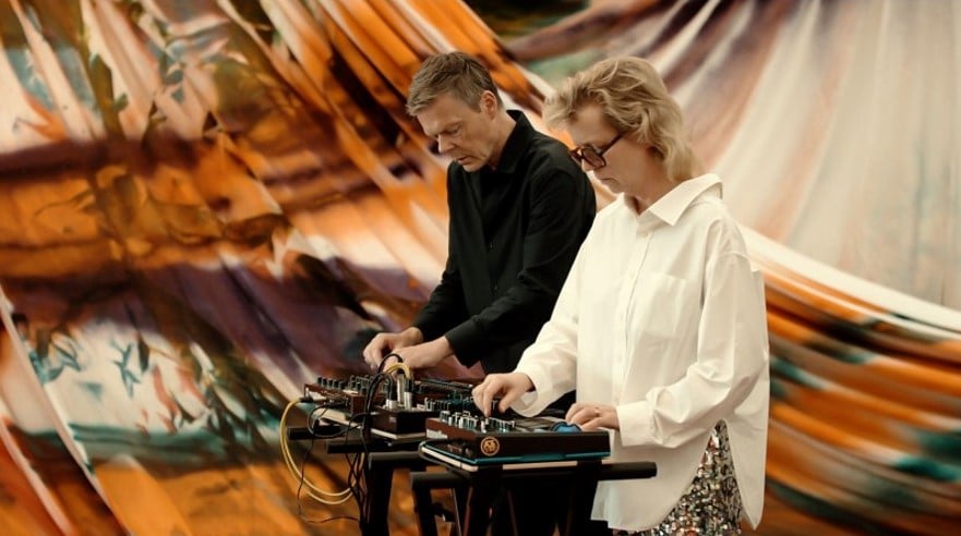 Portrett av Katharina Grosse og Stefan Schneider på Centre Pompidou